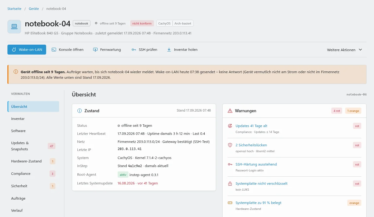 Gerätedetail eines Beispiel-Notebooks: Kopfzeile mit Aktionen, seitliche Reiter wie Übersicht, Inventar, Software und Compliance, darunter Zustandsangaben und eine Liste mit Warnungen.